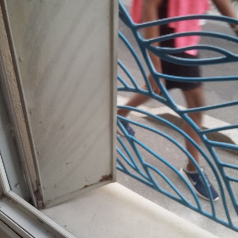 Window to the sea / Montreuil sur mer